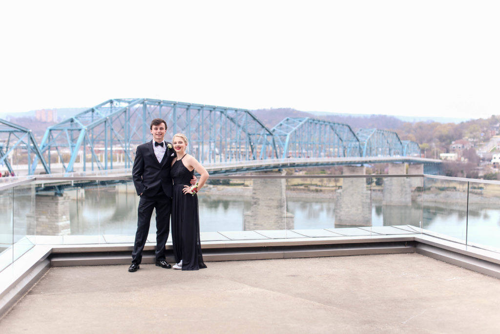 Chattanooga Prom Photos Sample | The Hunter Museum