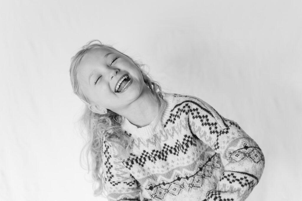 Personality mini sessions by Elle Bea Photography showcase kids personalities